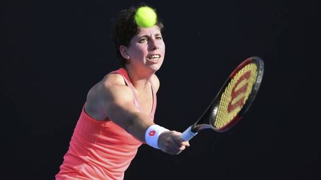 Garbiñe Muguruza y Carla Suárez ganan con dolor