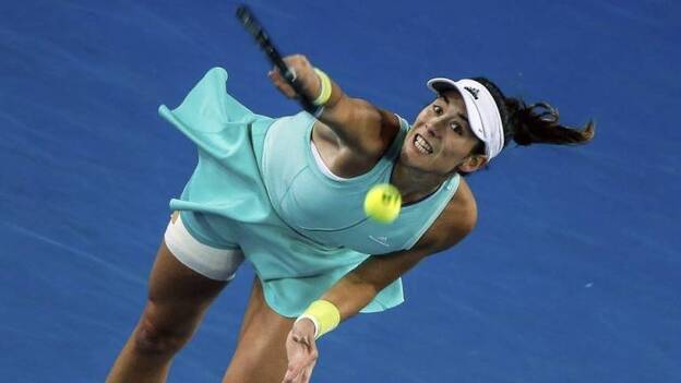 Muguruza vence a Sevastova y Federer se exhibe ante Berdych