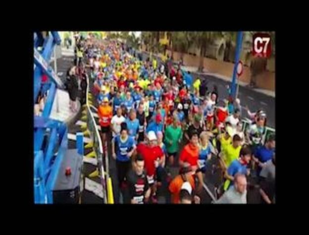 Salida de la carrera de Cajasiete GC Maratón 2017