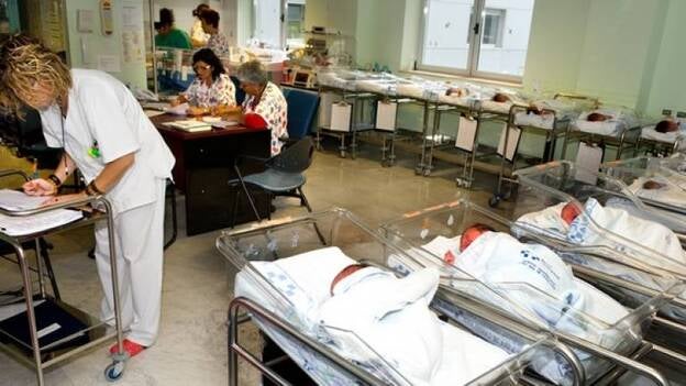 Lucía y Hugo fueron los nombres preferidos en Canarias durante 2015