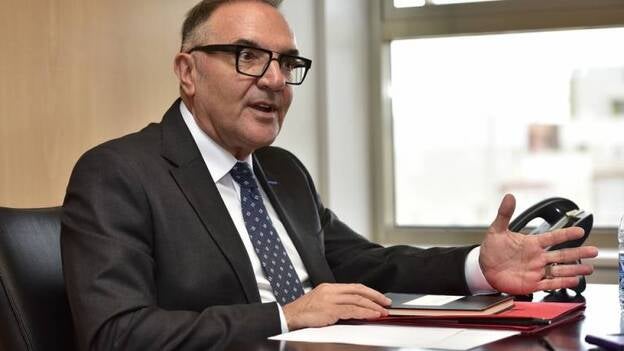 José Manuel Baltar: "Hay que agilizar las esperas y facilitar el acceso al médico"