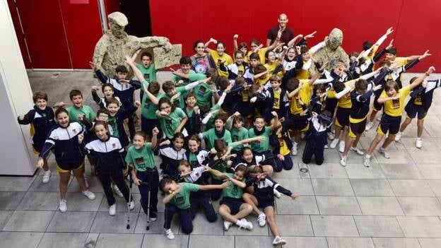 Visita escolar de los alumnos del Claret a CANARIAS7