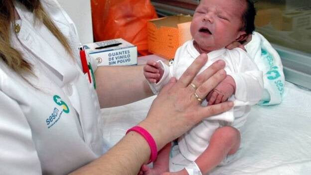 Cada año nacen 4.000 niños en España con problemas de corazón