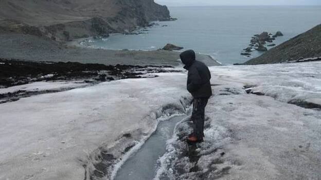 El agua de la fusión del hielo glaciar y la nieve, principal fuente de hierro en el Océano Antártico