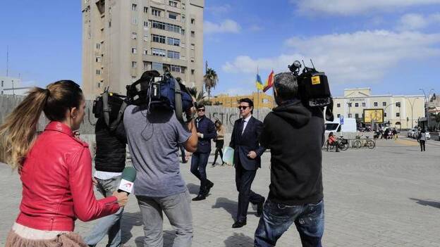 "Soria no pagó la estancia en el hotel"