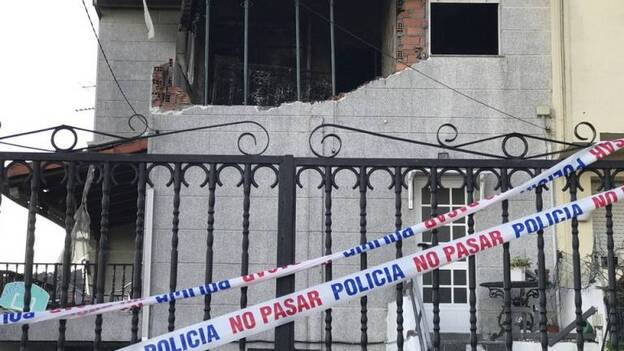 Muere una mujer y su expareja en la explosión en una vivienda en Redondela