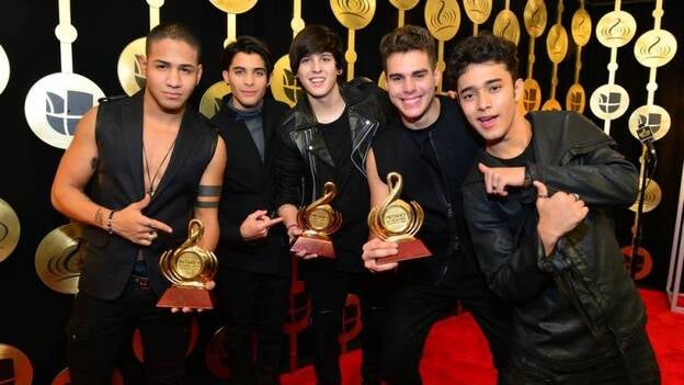 Shakira, Vives y Gente de Zona brillan en Premios Lo Nuestro