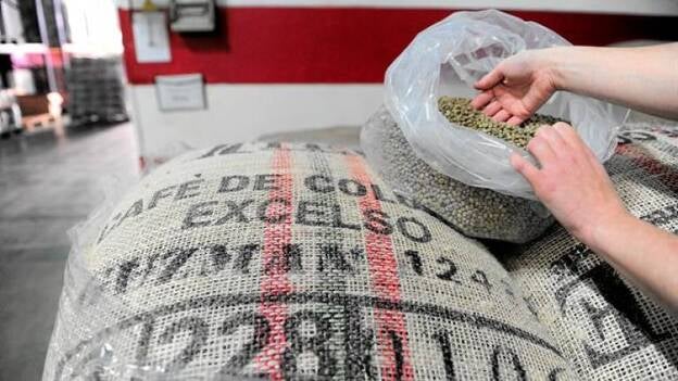 Fuerte subida del café en las islas al bajar las cosechas