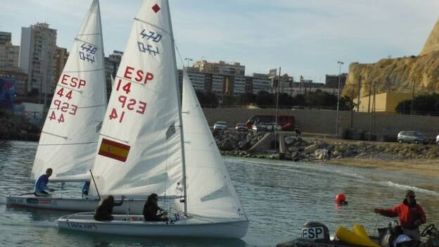Joaquín Blanco y Joel Rodríguez, a por todas en la Olympic Week en Torrevieja