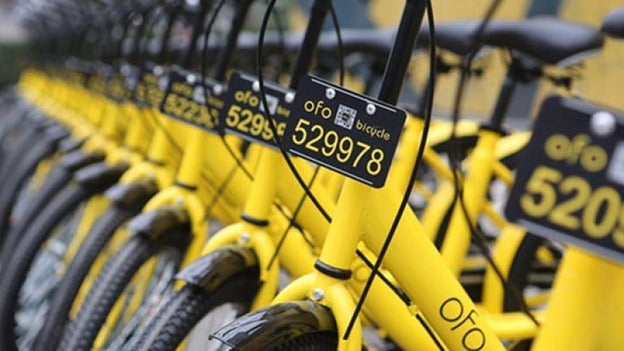Las bicicletas de alquiler, un dilema para las grandes urbes chinas