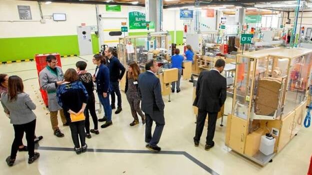 JTI da en 10 años «un vuelco total» a la fábrica de Tenerife