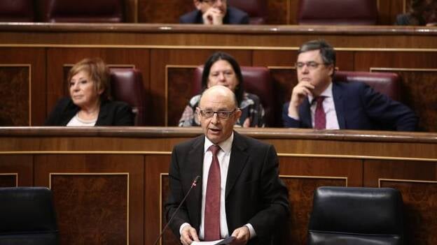 Montoro tantea el apoyo de NC a los presupuestos