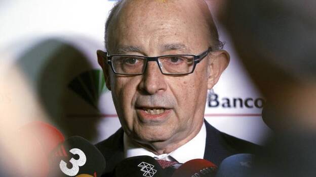 Montoro dice que "no tienen razón" los organismos que piden subir el IVA