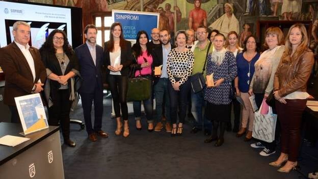 Un relato sobre la técnica del 'dripping' gana el concurso literario 'Se busca un héroe' de Sinpromi