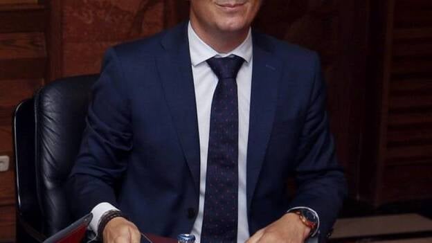 Canarias advierte a Fomento de que no trate de quitar el descuento de residentes