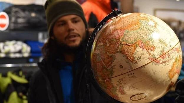 Ignacio Dean el primer español que da la vuelta al mundo andando