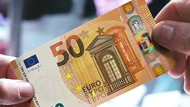 El nuevo billete de 50 euros entra este martes en circulación en la zona del euro