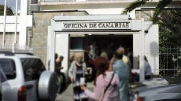 Los canarios de Venezuela dispondrán de un servicio médico permanente