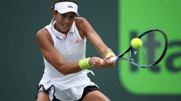 Garbiñe Muguruza y Carla Suárez se mantienen sexta y vigésimotercera