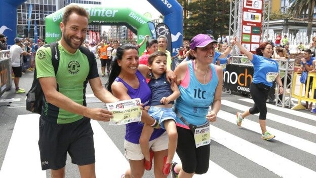 Busca tu dorsal de la CANARIAS7 Carrera de las empresas