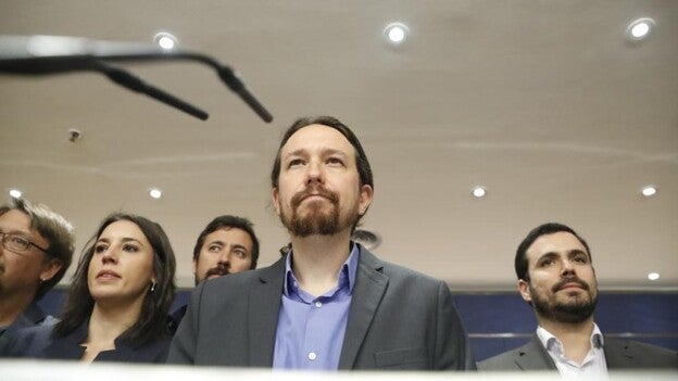 Podemos ya ha pedido a PSOE, ERC y PdCat el apoyo a una moción de censura