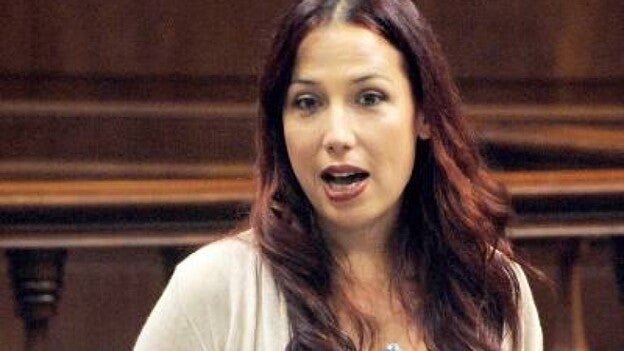 Hernández dice que es "escandalosa" la falta de reacción ante la pobreza