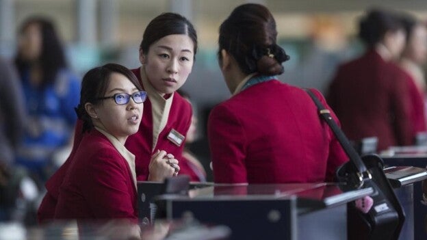 Cathay Pacific despedirá a 600 empleados