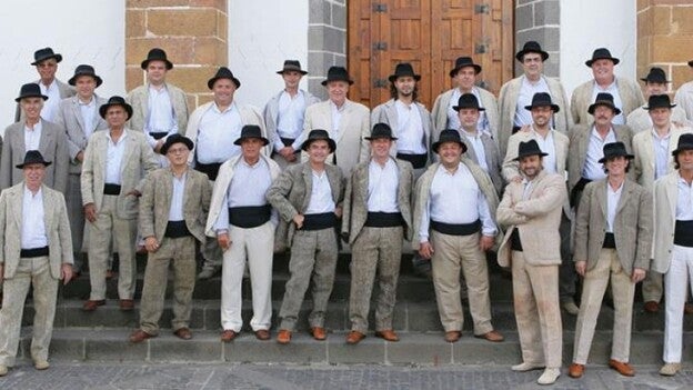 Los Gofiones, Non Trubada y El Vega en el Día de Canarias