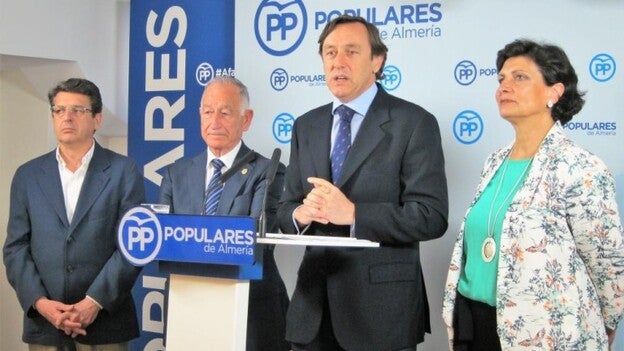 Rafael Hernando critica la apuesta plurinacional de Pedro Sánchez