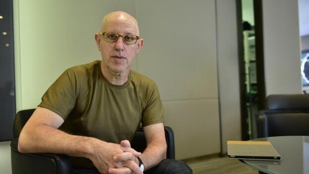 Sergio Chejfec: «Intento ser poeta escribiendo narrativa»