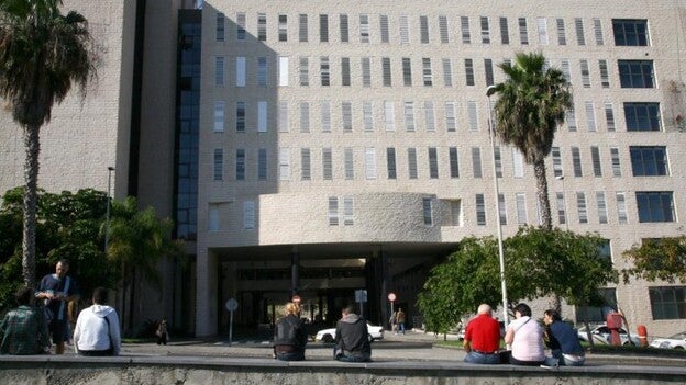 Más de 150.000 canarios están en lista de espera