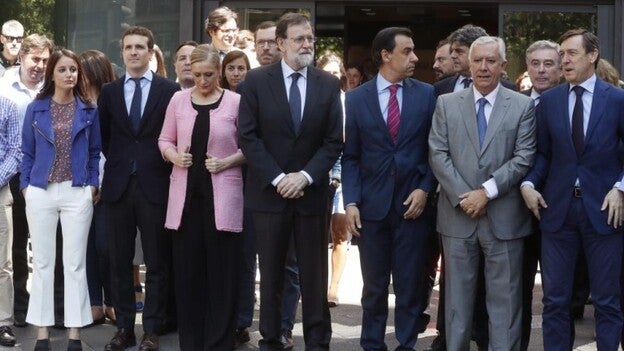 Rajoy guarda un minuto de silencio por las víctimas de Londres