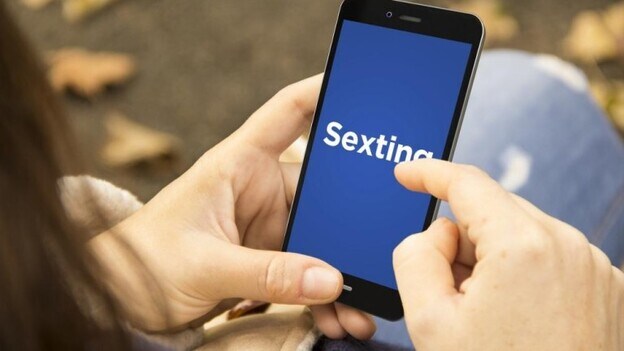 Investigados 4 menores por “sexting”