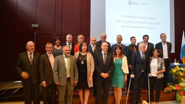 Educación entrega los Premios Viera y Clavijo