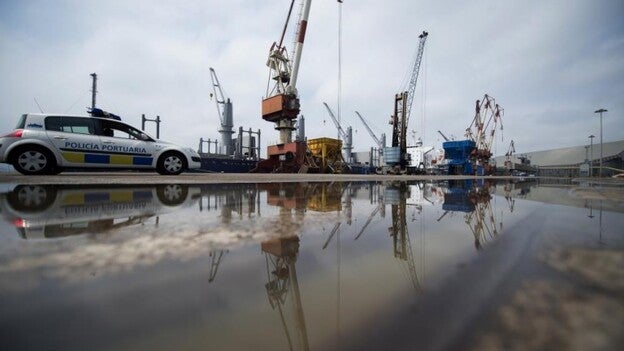 La huelga de la estiba deja los puertos sin actividad