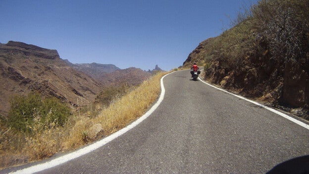 Canarias demandará en julio las partidas pendientes en materia de carreteras