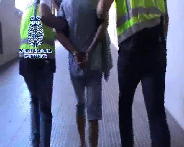 Un pederasta detenido por abusos sexuales y pornografía infantil