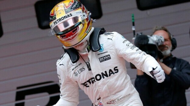 Hamilton intentará reanudar en Bakú su remontada a Vettel