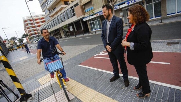 Campaña para usar la bici con cabeza