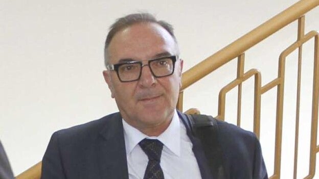 Las listas de espera cuestionan la credibilidad de Baltar