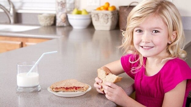 El huevo y la leche se introducirán gradualmente en alérgicos