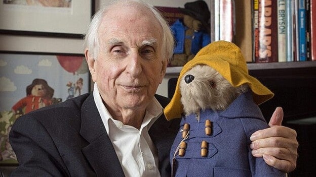 Muere Michael Bond, el creador del oso Paddington