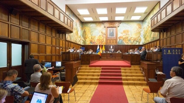 Unanimidad en 16 de las 54 propuestas