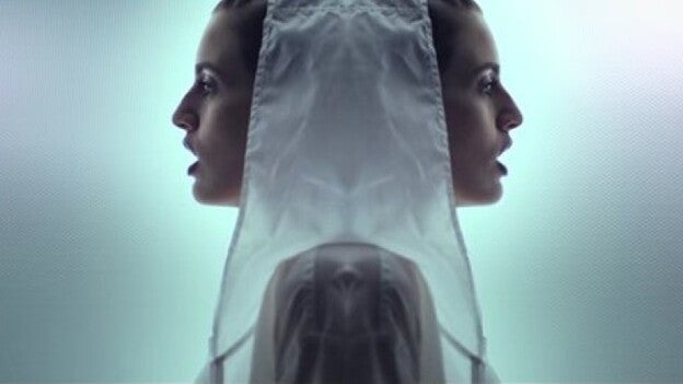 Ania baila trap y tropical house