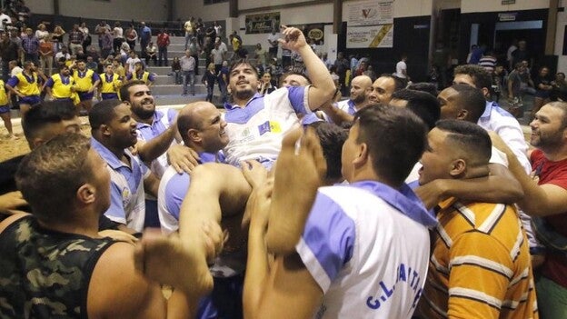 «Uno sueña con ser el héroe»