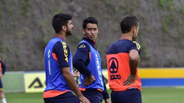 Araujo vuelve a vivir en el alambre