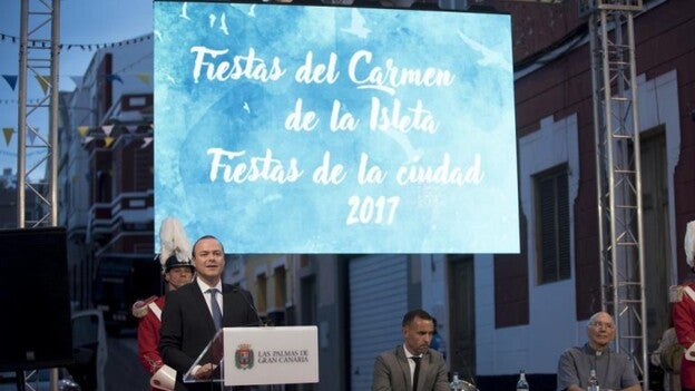 La Isleta da la bienvenida a las Fiestas del Carmen