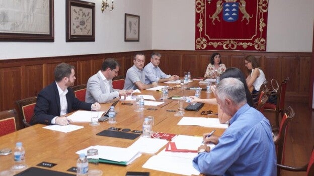 CC, PP y PSC renovarán la Audiencia de Cuentas sin exigir cualificación