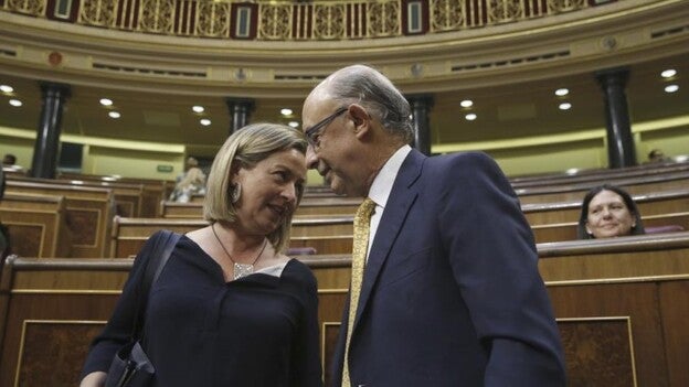 El techo de gasto para 2018, con el apoyo de CC y la abstención de NC