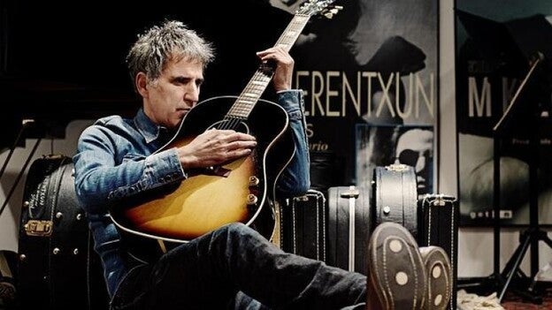 Mikel Erentxun traerá a ‘El hombre sin sombra’ a la isla